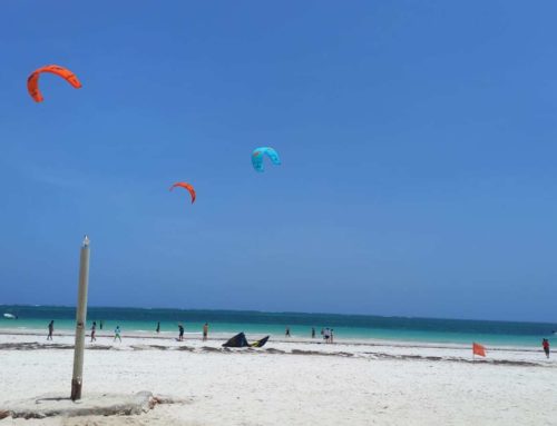 Diani Beach Strandspaziergang am Indischen Ozean