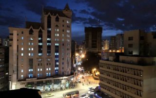 Nairobi bei Nacht